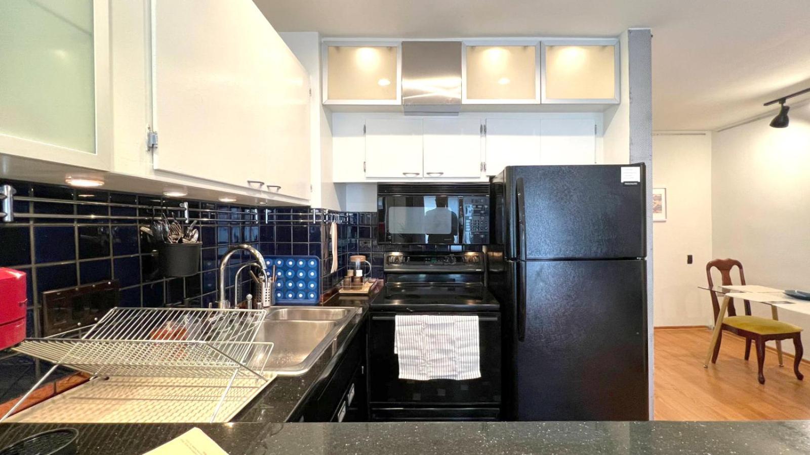 Charming 1br In Prime Santa Monica Walk To Appartement